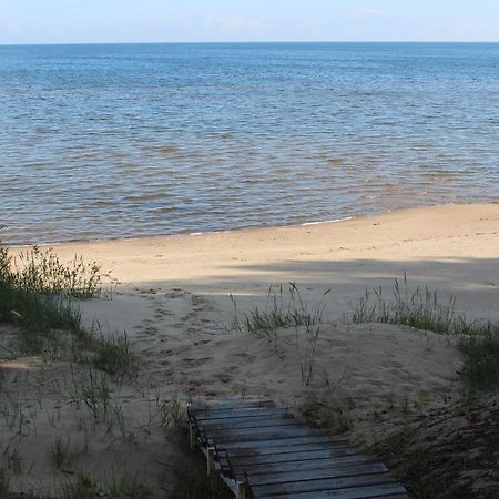 Kuru Villa Exteriör bild