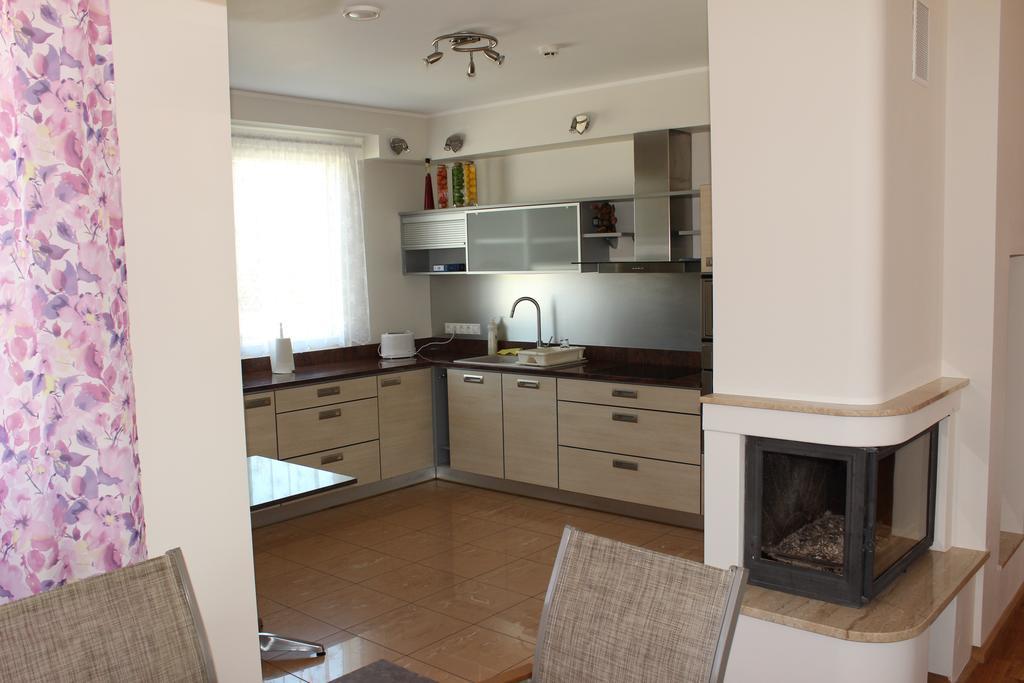 Kuru Villa Exteriör bild